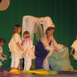 Ton van Toon (10) - Toneelvereniging Plankenkoorts 